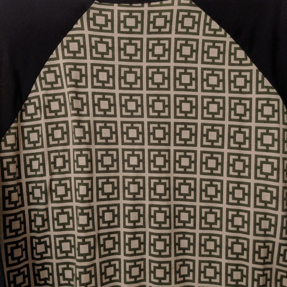 Lularoe Randy tee - Picture 5 of 5